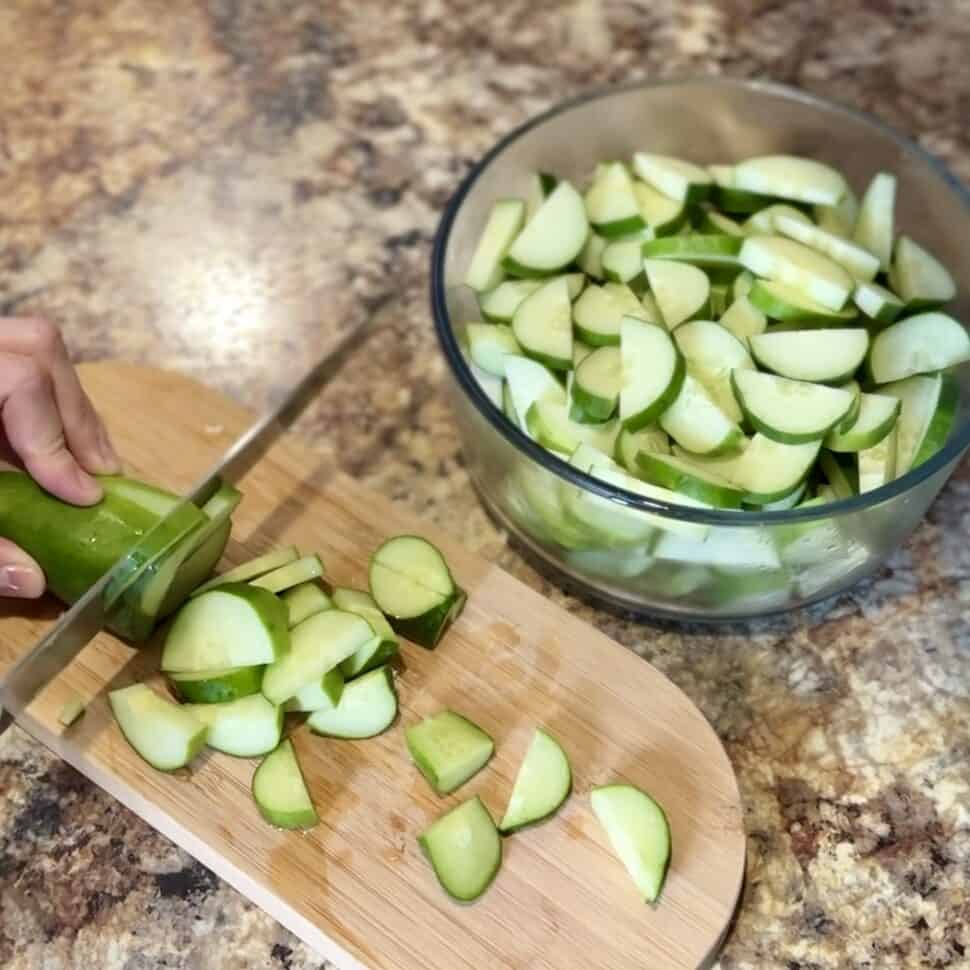 Mediterranean cucumber salad recipe meal prep healthy recipes